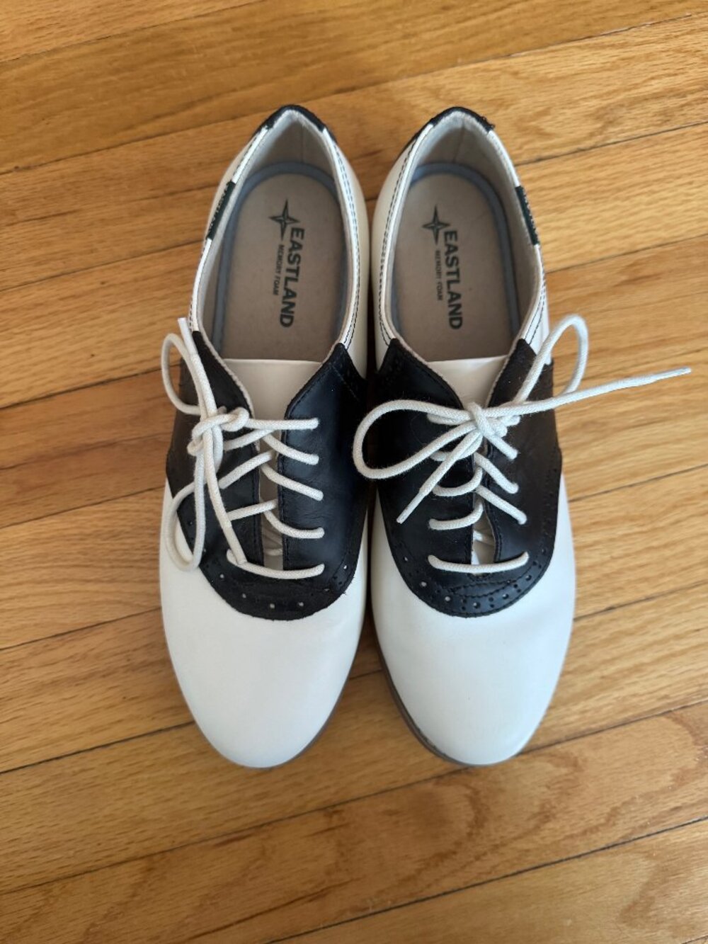 Eastland Women's Black & White Sadie Oxfords - Saddle Shoes Golf US 10 EUR 42 - Picture 8 of 8